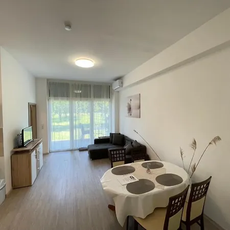 Gyoengybagoly Apartman Balatonberény Exterior photo